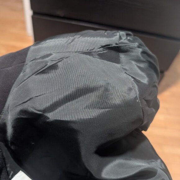 Aquascutum | Women's Single-Button Long Blazer In Black - Picture 7 of 12